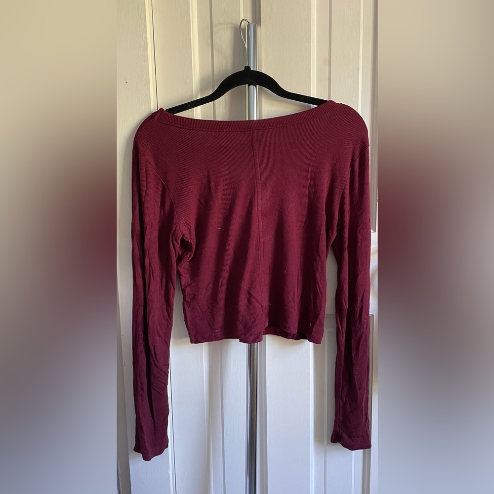 Universal Thread Deep Maroon Cropped Long Sleeved Shirt
